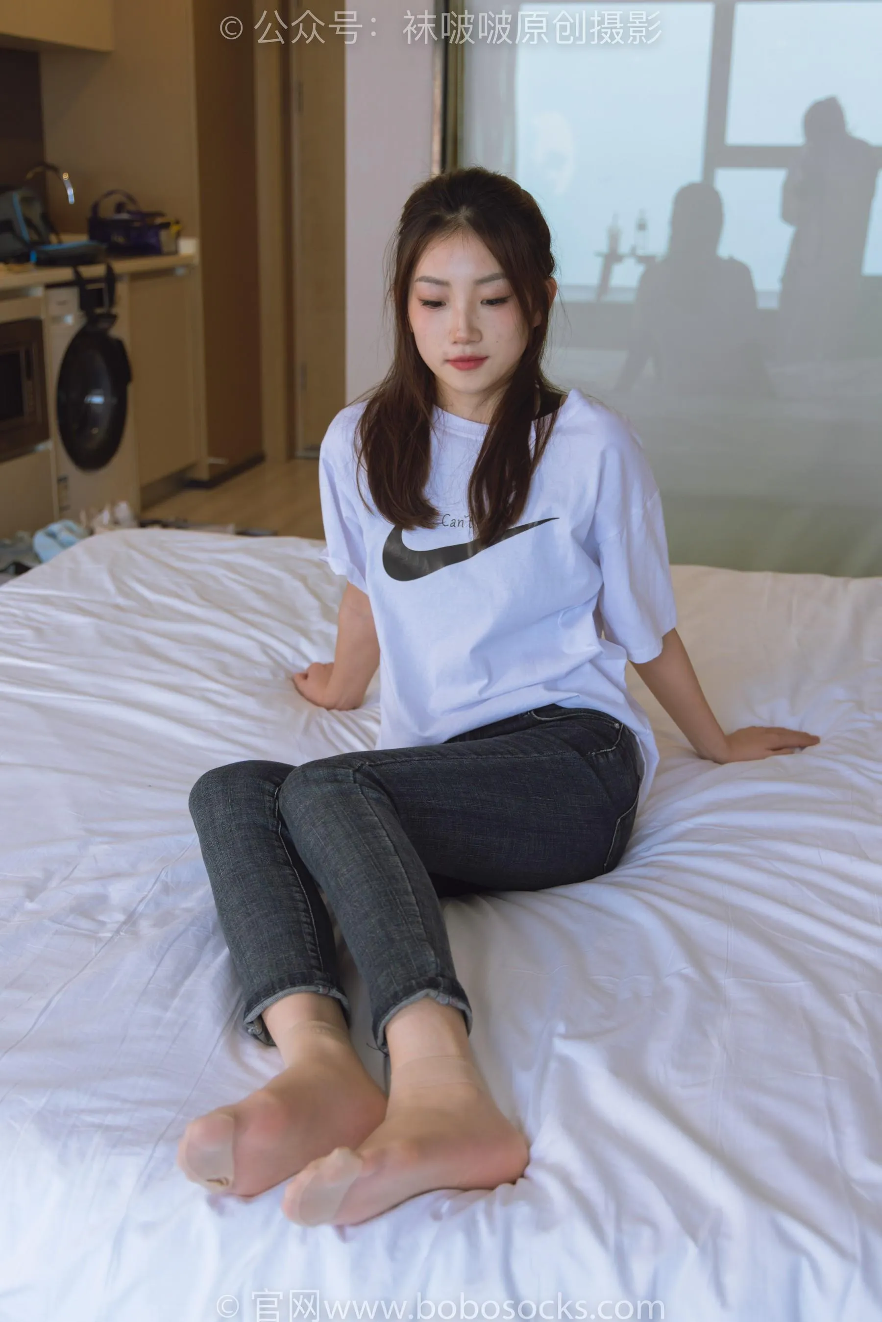 [BoBoSocks袜啵啵]NO.220 小沫-两双板鞋、短肉丝、裸足 [87P]插图7